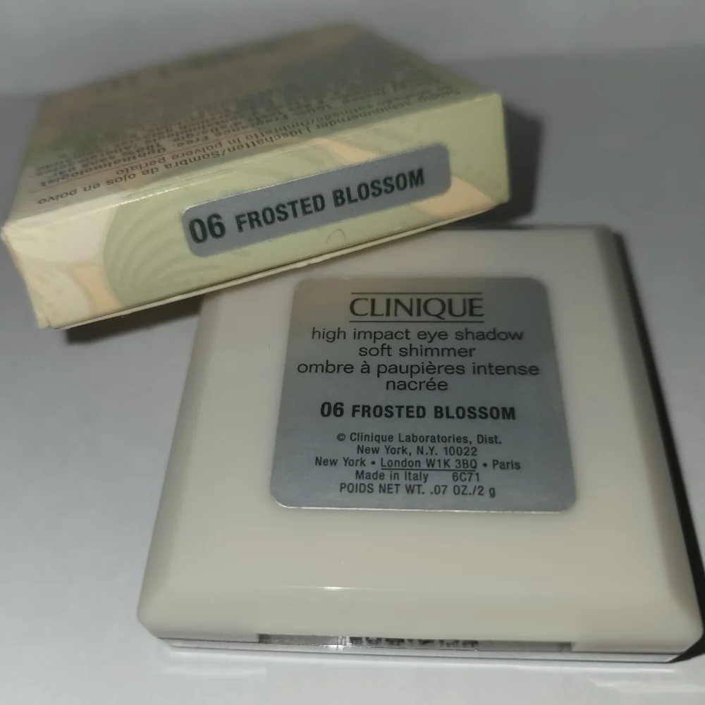 Clinique High Impact Eye Shadow Soft Shimmer in 06 Frosted Blossom, NIB RARE